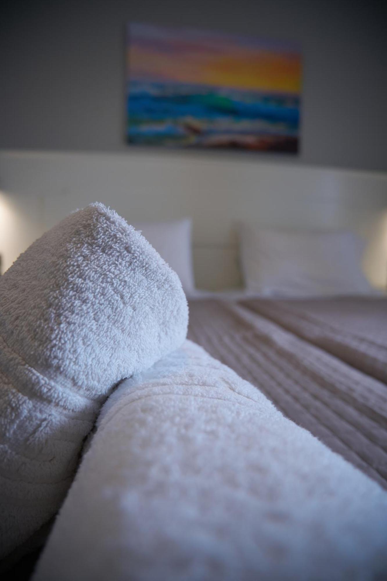 Fiona Apartments Рода Экстерьер фото