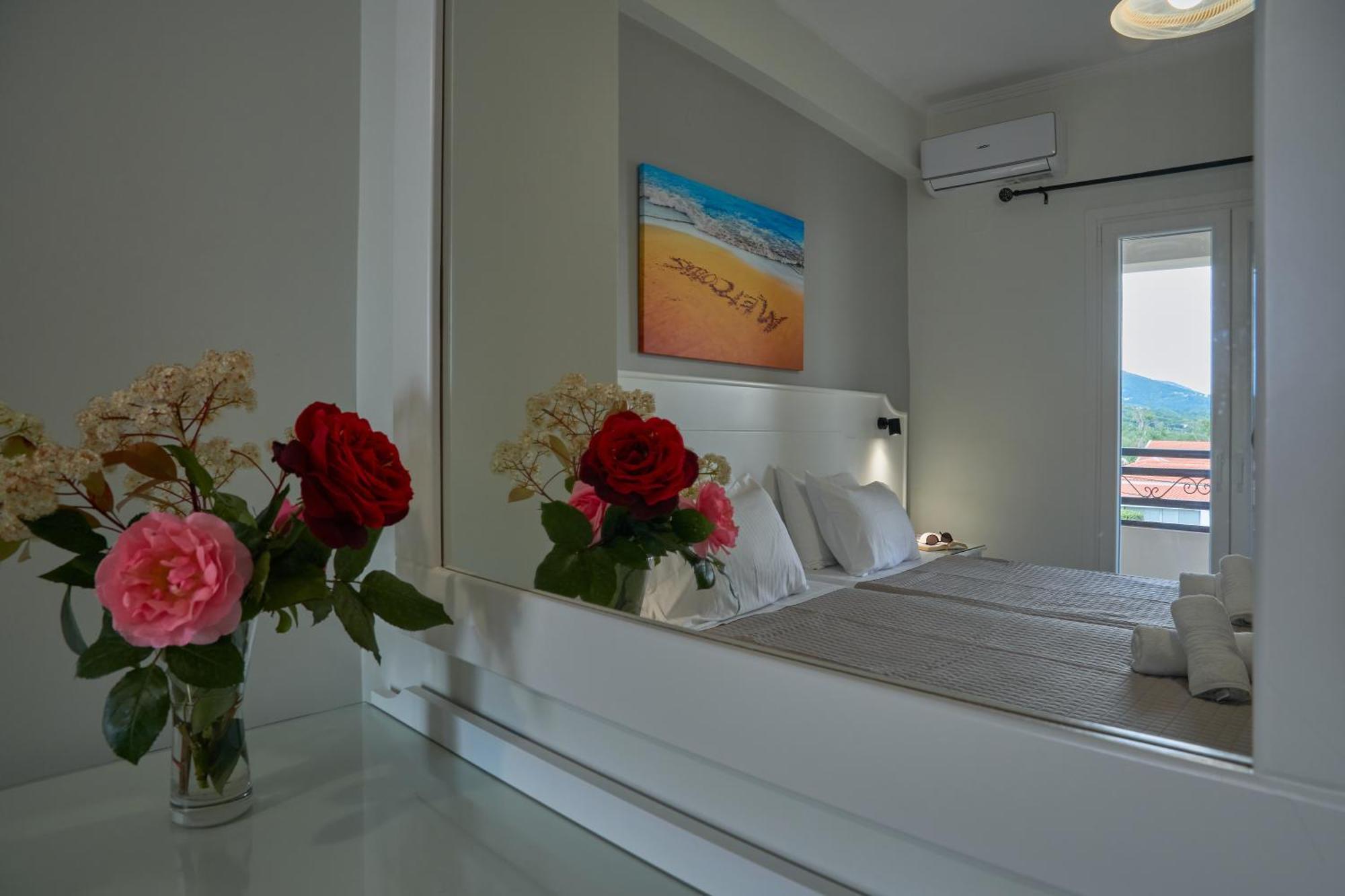Fiona Apartments Рода Экстерьер фото
