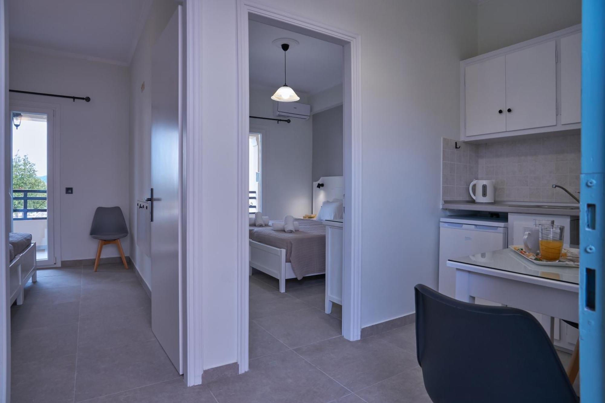 Fiona Apartments Рода Экстерьер фото