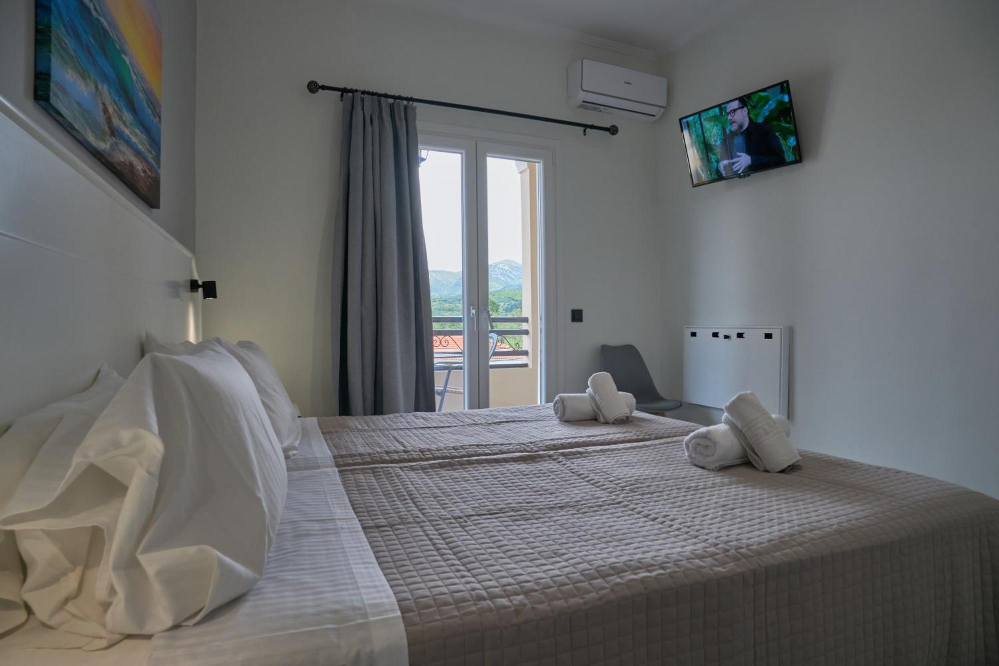 Fiona Apartments Рода Экстерьер фото