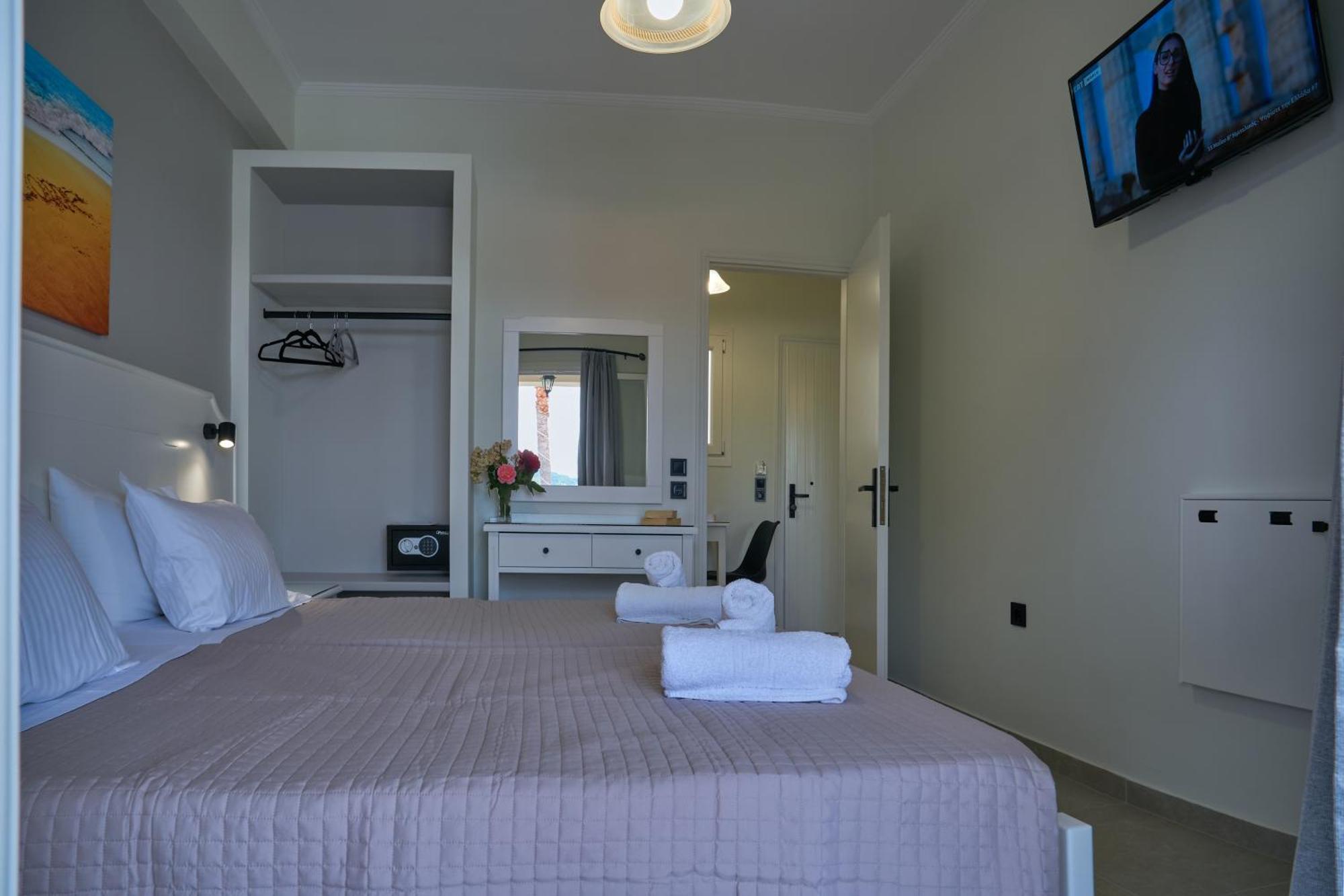 Fiona Apartments Рода Экстерьер фото